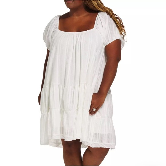 DAVI & DANI Dresses & Skirts - Davi & Dani White Kimmy Dress Puff Sleeve Tiered Back Tie NWT Medium